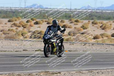 media/Oct-20-2024-CVMA (Sun) [[d4a3dff211]]/Race 16-Formula Middleweight/